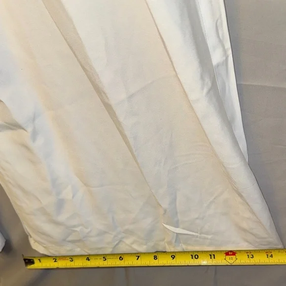 Elegant White Sleeveless Jumpsuit - Picture 8 of 13